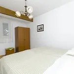Apartamento Karmela