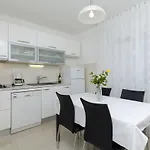 Karmela Apartamento