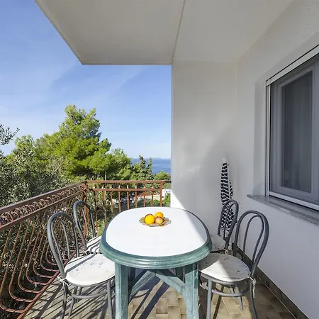 Karmela Apartament Primošten