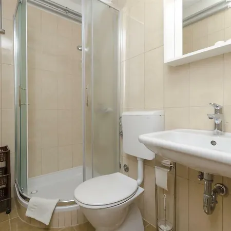 Apartment Karmela