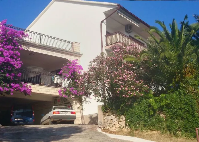 Karmela * Primošten